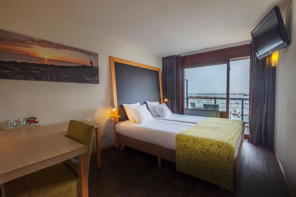 Leonardo Hotel Ijmuiden Seaport Beach Exterior photo